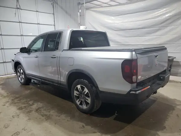 5FPYK3F63HB003179 2017 HONDA RIDGELINE - Image 2