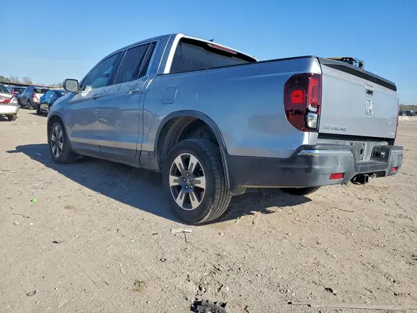 5FPYK3F63HB031631 2017 HONDA RIDGELINE - Image 2