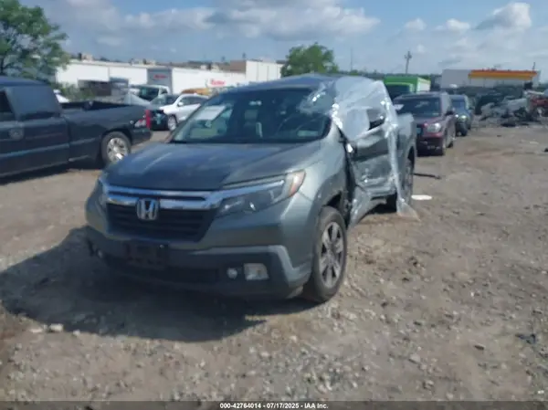 5FPYK3F63HB035081 2017 HONDA RIDGELINE - Image 2