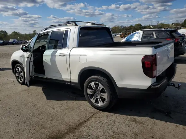 5FPYK3F64HB012165 2017 HONDA RIDGELINE - Image 2