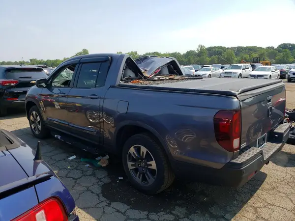 5FPYK3F65HB007024 2017 HONDA RIDGELINE - Image 2