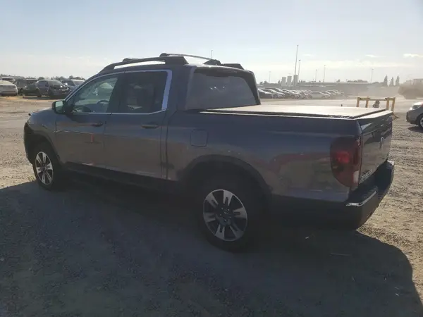 5FPYK3F65HB025815 2017 HONDA RIDGELINE - Image 2