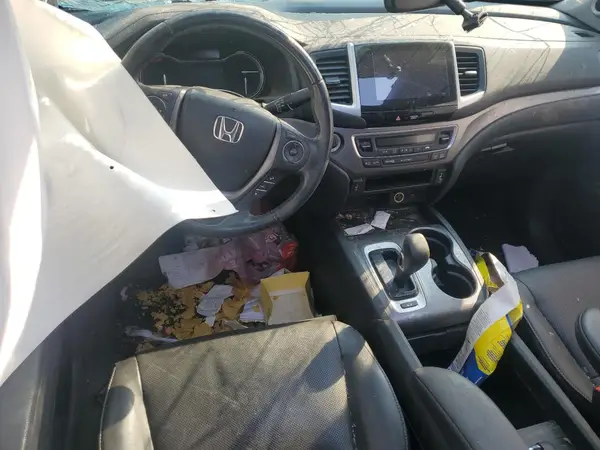 5FPYK3F65KB007130 2019 HONDA RIDGELINE - Image 8