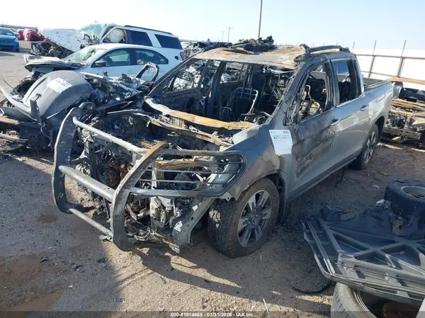 5FPYK3F65KB014983 2019 HONDA RIDGELINE - Image 2