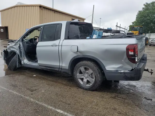 5FPYK3F65SB009041 2025 HONDA RIDGELINE - Image 2