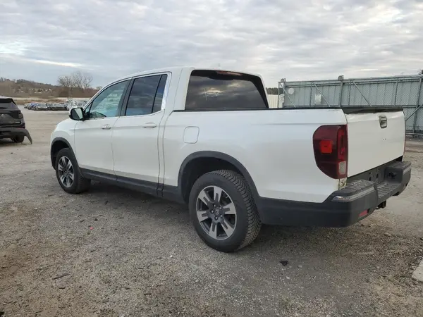 5FPYK3F67HB008823 2017 HONDA RIDGELINE - Image 2