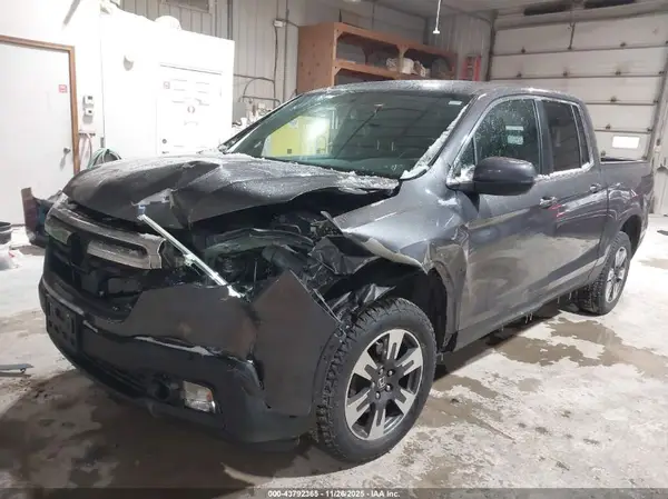 5FPYK3F67HB025184 2017 HONDA RIDGELINE - Image 2
