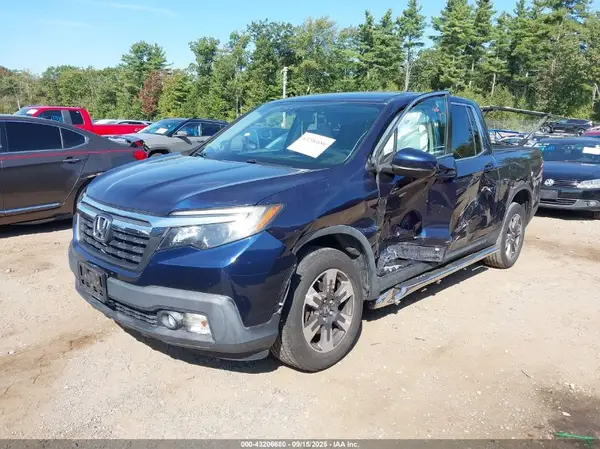 5FPYK3F67HB028070 2017 HONDA RIDGELINE - Image 2