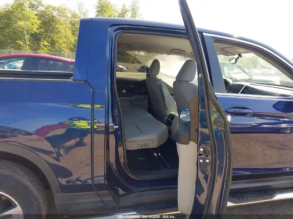 5FPYK3F67HB028070 2017 HONDA RIDGELINE - Image 8