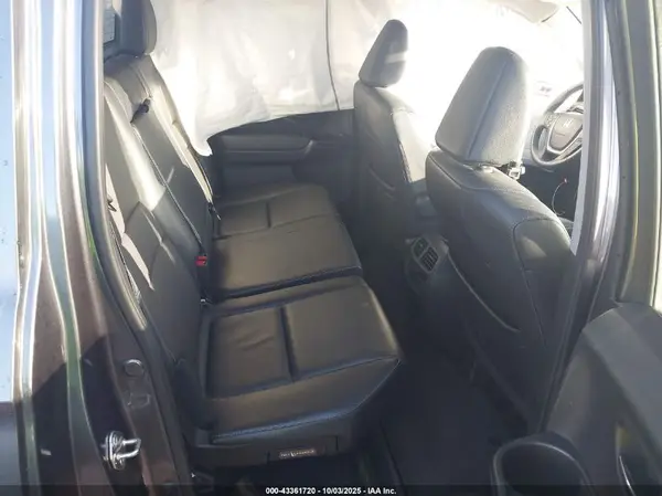 5FPYK3F67HB032703 2017 HONDA RIDGELINE - Image 8