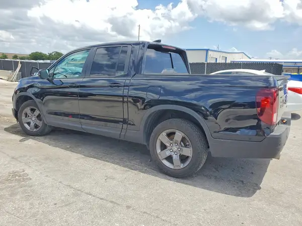 5FPYK3F67RB001968 2024 HONDA RIDGELINE - Image 2