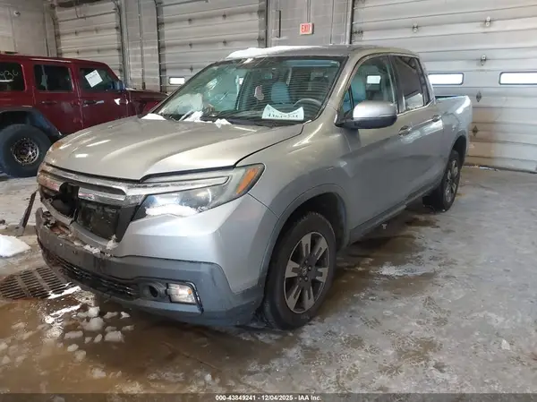 5FPYK3F68JB004785 2018 HONDA RIDGELINE - Image 2