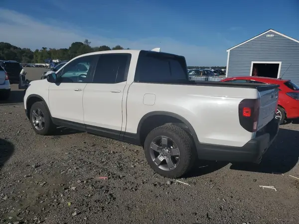 5FPYK3F68RB004023 2024 HONDA RIDGELINE - Image 2