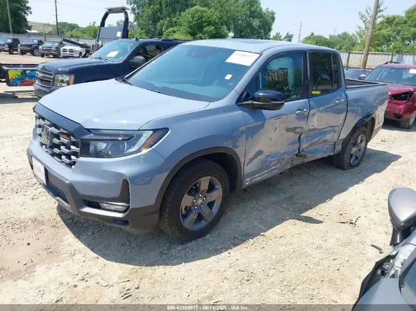 5FPYK3F68RB018830 2024 HONDA RIDGELINE - Image 2