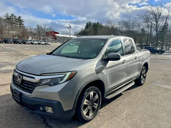 5FPYK3F69HB001811 2017 HONDA RIDGELINE - Image 2