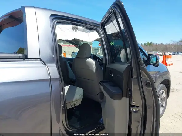 5FPYK3F69JB009204 2018 HONDA RIDGELINE - Image 8