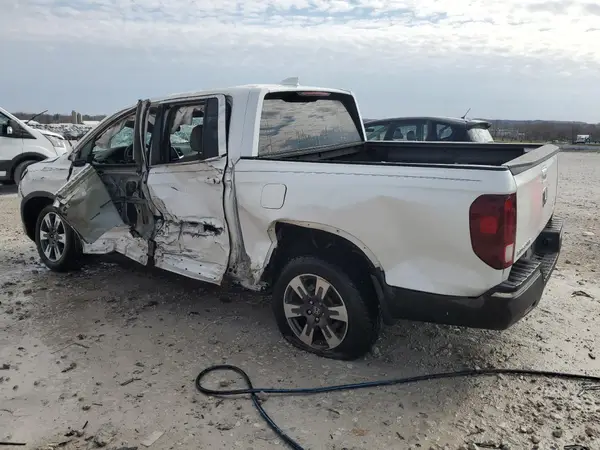 5FPYK3F69JB014290 2018 HONDA RIDGELINE - Image 2