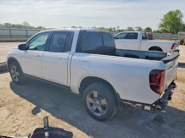 5FPYK3F69RB026595 2024 HONDA RIDGELINE - Image 2