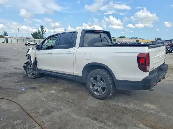 5FPYK3F69RB030937 2024 HONDA RIDGELINE - Image 2