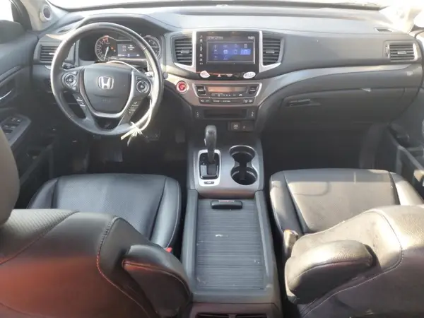 5FPYK3F6XHB010520 2017 HONDA RIDGELINE - Image 8