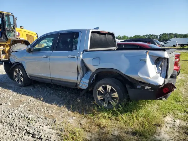 5FPYK3F6XJB005758 2018 HONDA RIDGELINE - Image 2