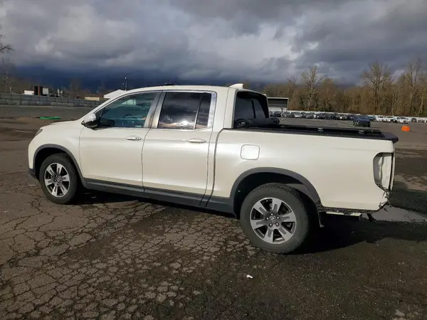 5FPYK3F6XKB011237 2019 HONDA RIDGELINE - Image 2