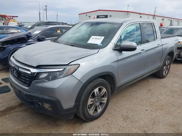 5FPYK3F6XKB033870 2019 HONDA RIDGELINE - Image 2