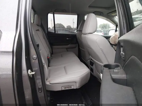 5FPYK3F70HB001169 2017 HONDA RIDGELINE - Image 8
