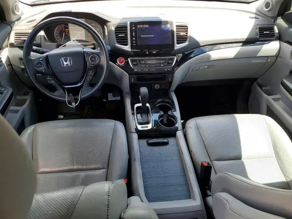 5FPYK3F70HB004461 2017 HONDA RIDGELINE - Image 8