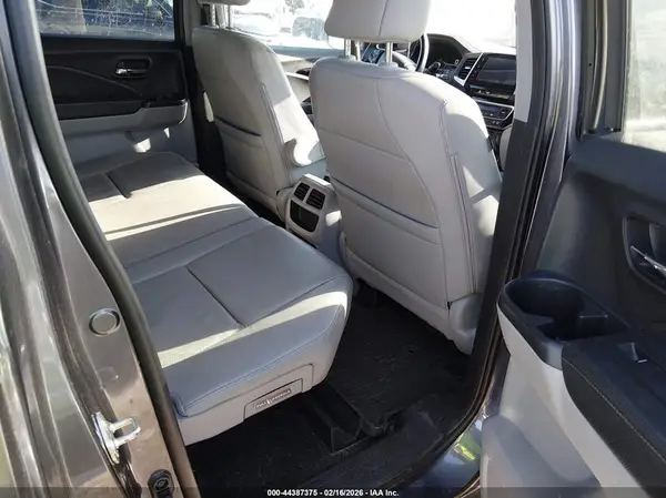 5FPYK3F70HB004993 2017 HONDA RIDGELINE - Image 8