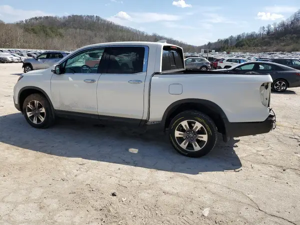 5FPYK3F70HB025455 2017 HONDA RIDGELINE - Image 2
