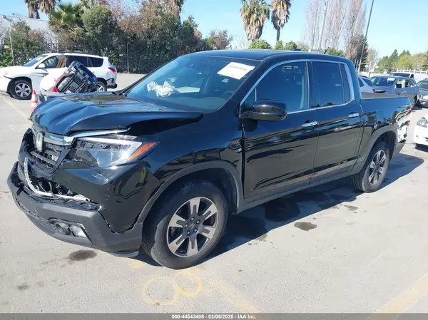 5FPYK3F70JB010119 2018 HONDA RIDGELINE - Image 2