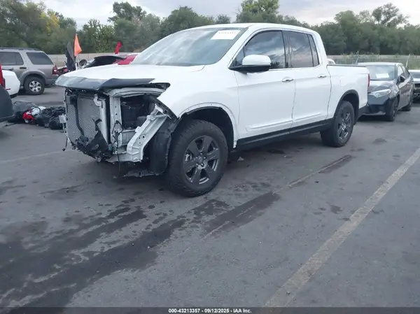 5FPYK3F70LB023391 2020 HONDA RIDGELINE - Image 2