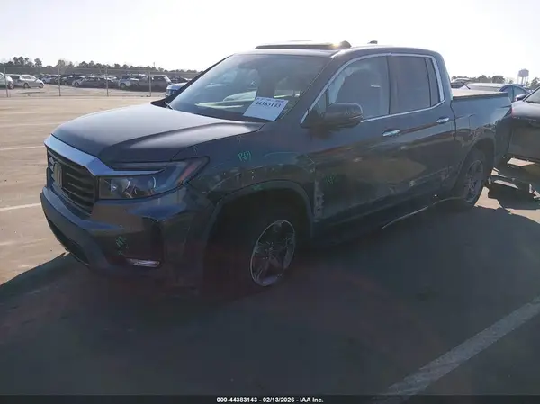 5FPYK3F70MB020749 2021 HONDA RIDGELINE - Image 2