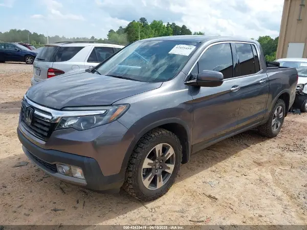 5FPYK3F71HB011631 2017 HONDA RIDGELINE - Image 2