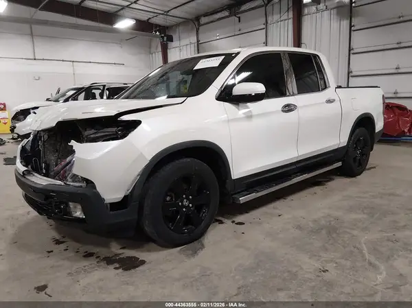 5FPYK3F71HB034410 2017 HONDA RIDGELINE - Image 2