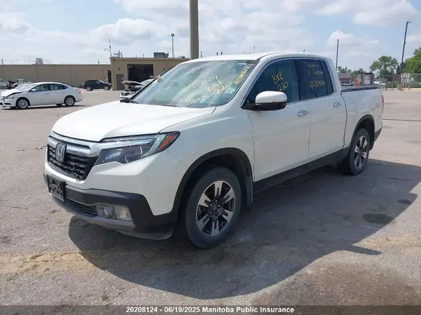 5FPYK3F71HB502278 2017 HONDA RIDGELINE - Image 2