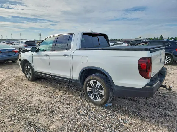 5FPYK3F71JB013479 2018 HONDA RIDGELINE - Image 2