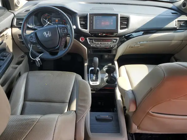 5FPYK3F72HB010696 2017 HONDA RIDGELINE - Image 8