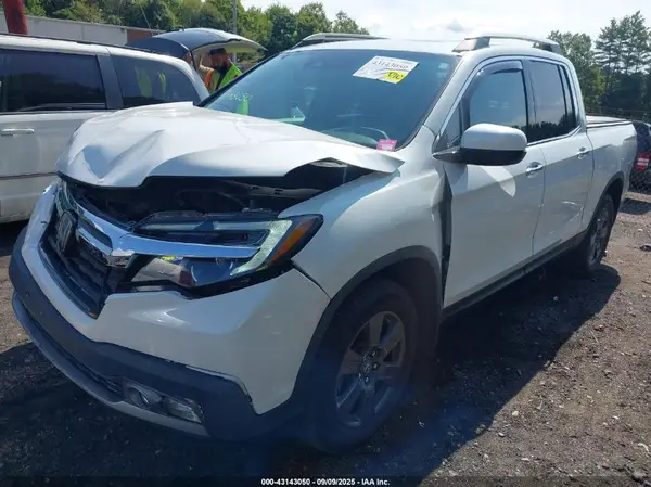 5FPYK3F72LB004650 2020 HONDA RIDGELINE - Image 2
