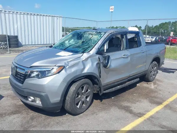 5FPYK3F72LB007533 2020 HONDA RIDGELINE - Image 2