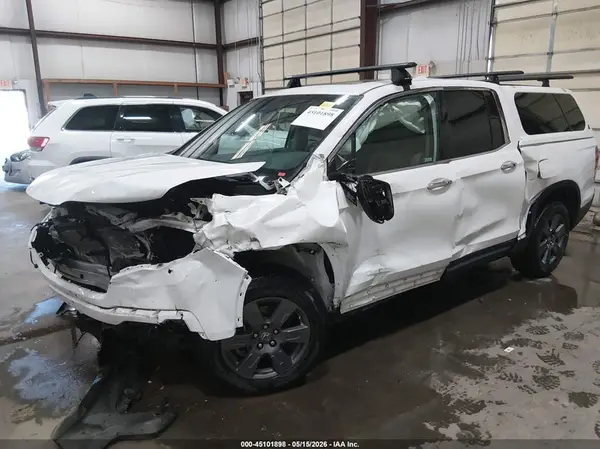5FPYK3F72LB016863 2020 HONDA RIDGELINE - Image 2