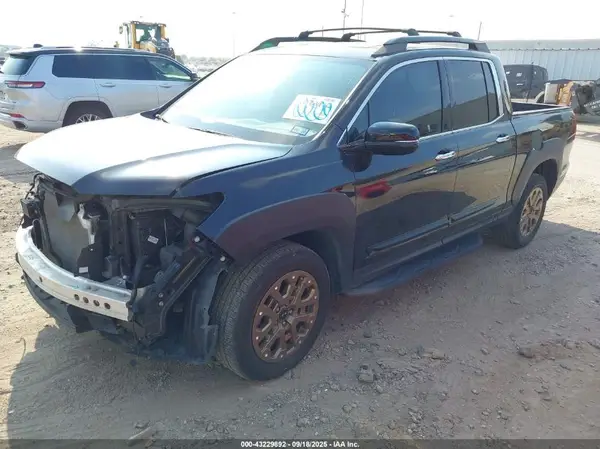 5FPYK3F72MB022082 2021 HONDA RIDGELINE - Image 2