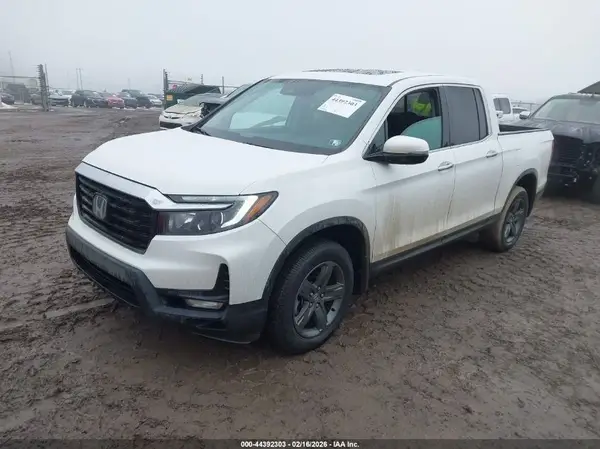 5FPYK3F72PB011944 2023 HONDA RIDGELINE - Image 2