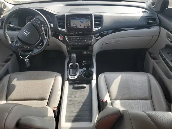 5FPYK3F73HB037180 2017 HONDA RIDGELINE - Image 8