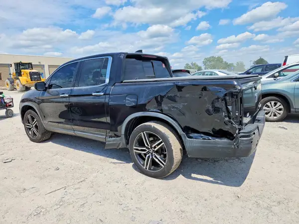5FPYK3F73JB010616 2018 HONDA RIDGELINE - Image 2