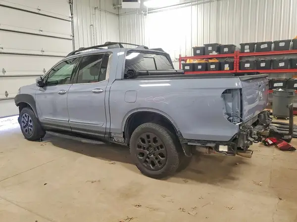 5FPYK3F73NB028278 2022 HONDA RIDGELINE - Image 2