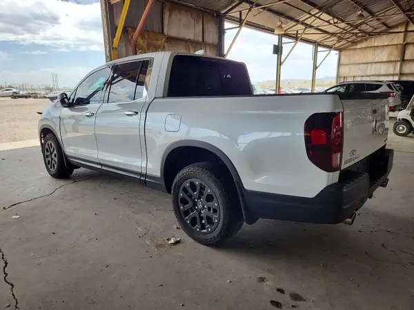 5FPYK3F73NB030242 2022 HONDA RIDGELINE - Image 2