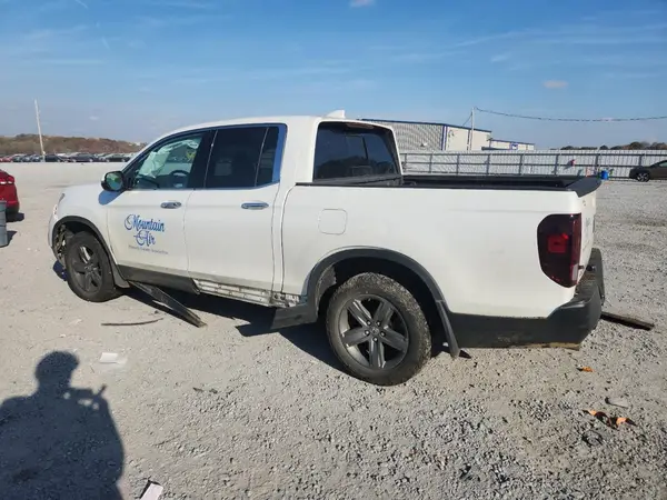 5FPYK3F73NB032573 2022 HONDA RIDGELINE - Image 2