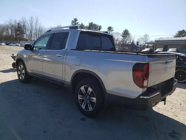 5FPYK3F74HB013132 2017 HONDA RIDGELINE - Image 2